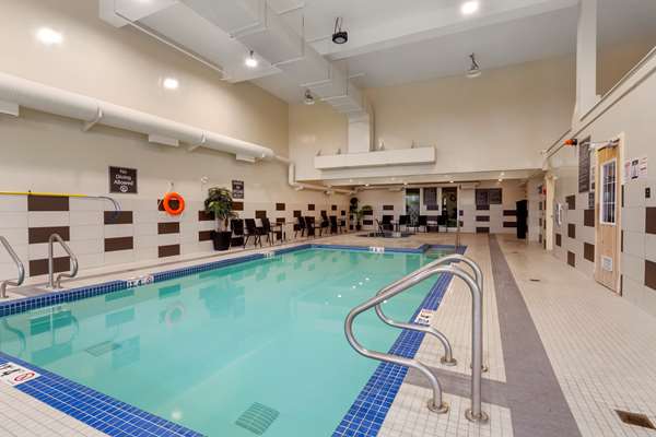 Pool - Best Western Plus Fort Saskatchewan Inn & Suites