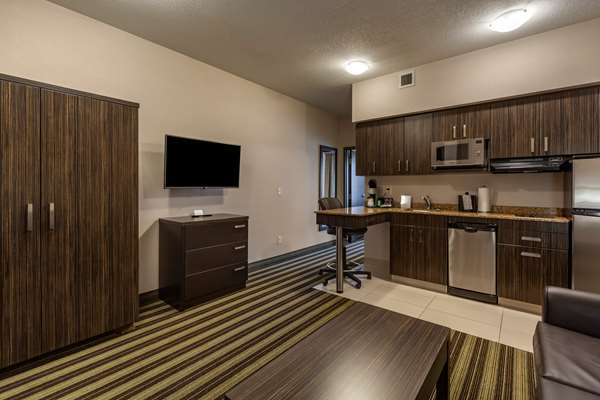  - Best Western Plus Drayton Valley All Suites