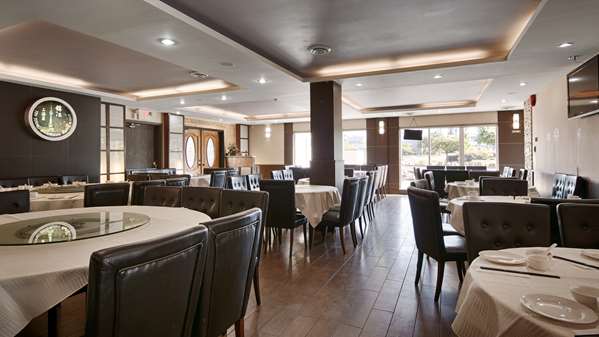 Restaurant - Best Western Plus Burnaby Hotel