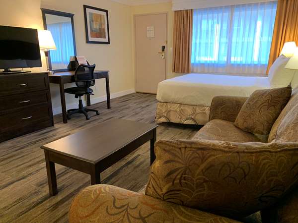  - Best Western Plus Burnaby Hotel