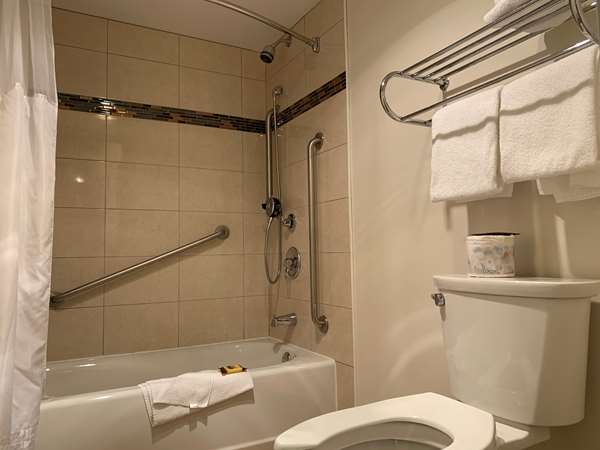  - Best Western Plus Burnaby Hotel