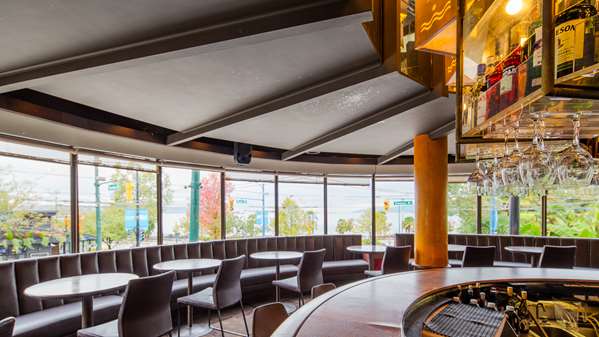 Bar - Best Western Plus Sands Hotel Vancouver