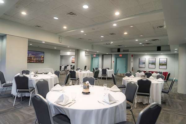 Restaurant - Best Western Plus Sands Hotel Vancouver