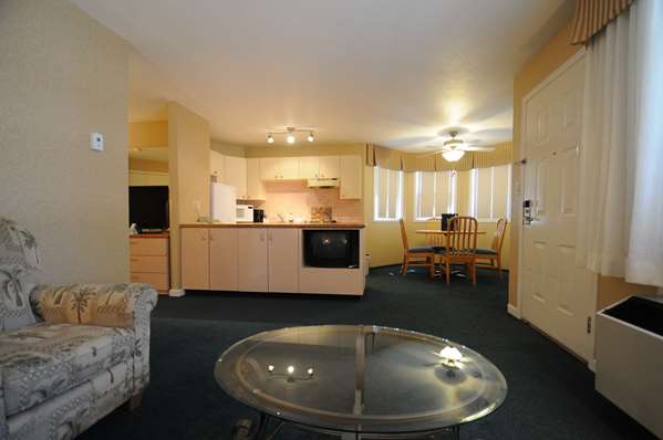 Suite - Best Western Plus Inn at Penticton