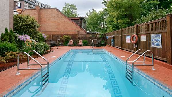 Pool - Best Western Plus Inner Harbour Hotel Victoria