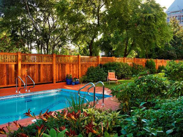 Pool - Best Western Plus Inner Harbour Hotel Victoria