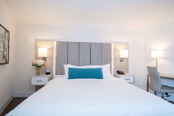  - Best Western Dorchester Hotel Nanaimo