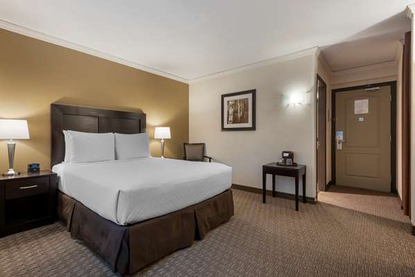  - Best Western Plus Baker Street Inn Nelson