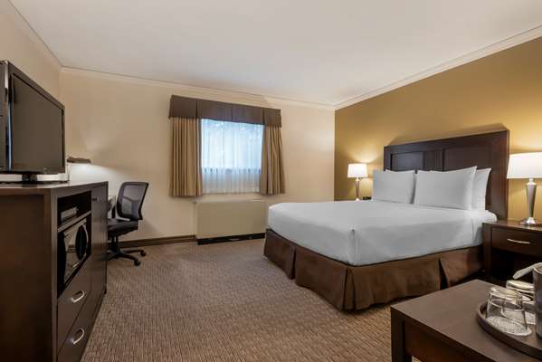  - Best Western Plus Baker Street Inn Nelson