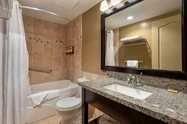 Suite - Best Western Plus Baker Street Inn Nelson