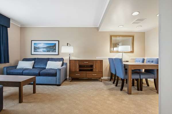 Suite - Best Western Plus Columbia River Hotel Trail