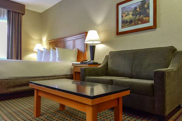  - Best Western Plus Sunrise Inn Osoyoos
