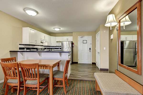  - Best Western Plus Sunrise Inn Osoyoos
