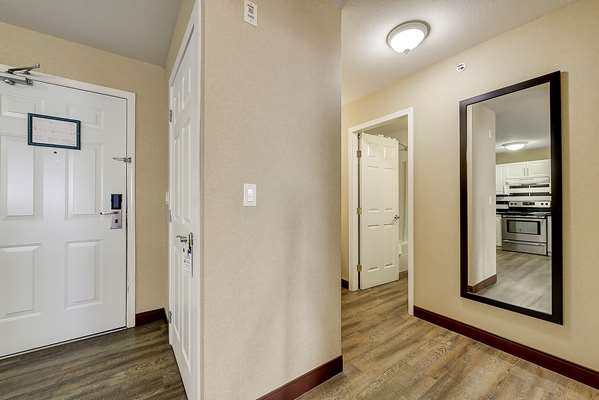  - Best Western Plus Sunrise Inn Osoyoos