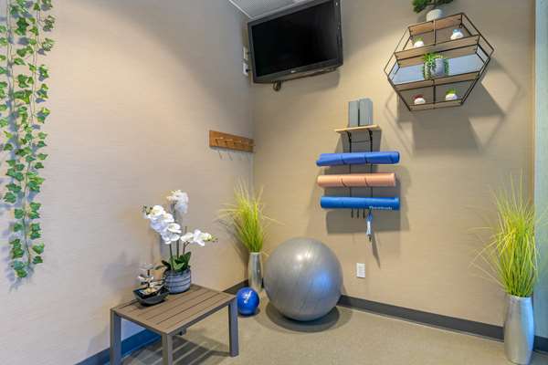 Fitness/ Exercise Room - Best Western Plus Mission City Lodge