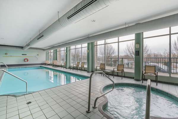 Pool - Best Western Plus Mission City Lodge