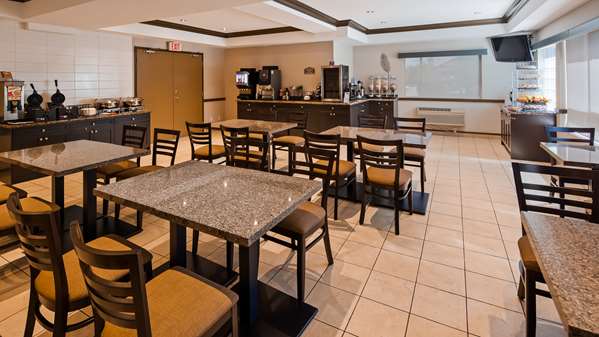 Restaurant - Best Western King George Inn & Suites Surrey