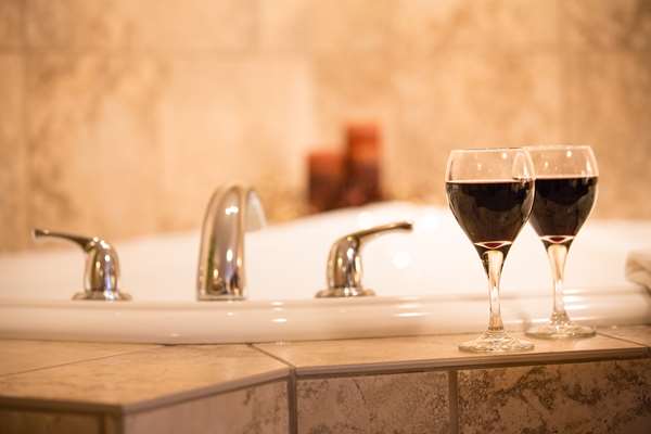  - Best Western Sicamous Inn