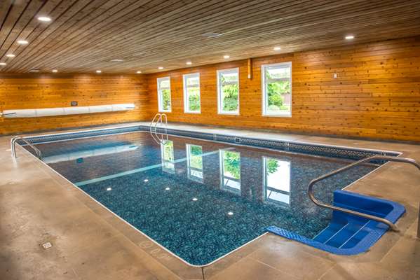 Pool - Best Western Sicamous Inn