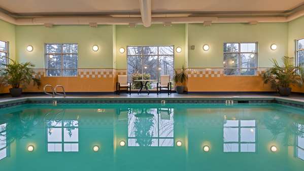 Pool - Best Western Plus Chemainus Inn