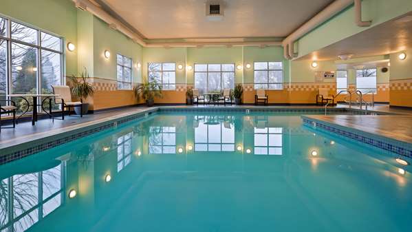 Pool - Best Western Plus Chemainus Inn