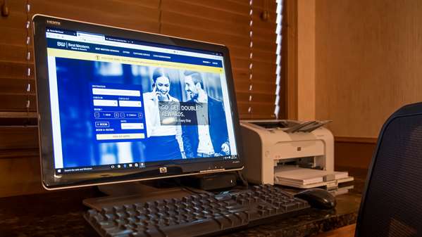 Conference Area - SureStay Plus Hotel by Best Western Salmon Arm