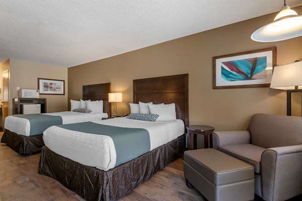  - SureStay Plus Hotel by Best Western Salmon Arm
