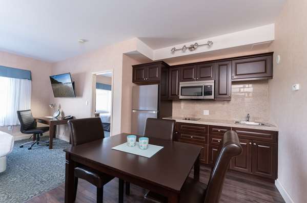 Suite - Best Western Cranbrook Hotel