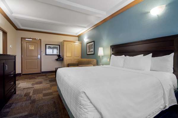  - Best Western Plus Kamloops Hotel
