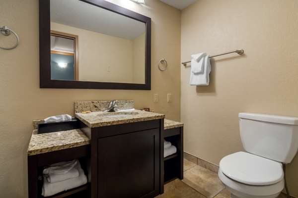  - Best Western Plus Kamloops Hotel
