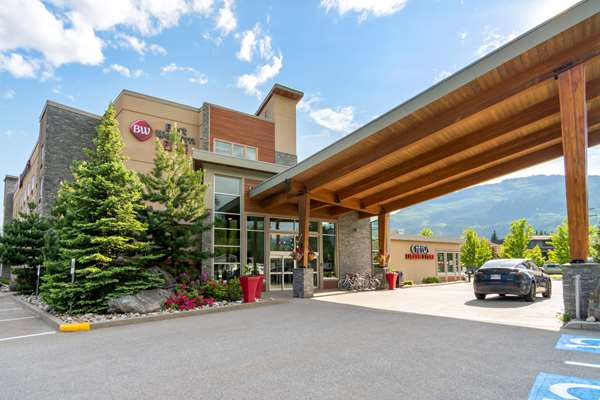 Exterior view - Best Western Plus Revelstoke Inn