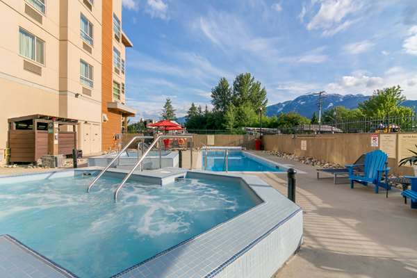 Pool - Best Western Plus Revelstoke Inn