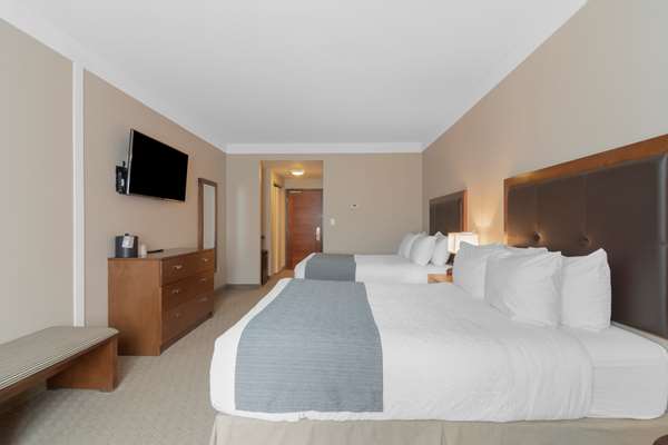  - Best Western Plus Revelstoke Inn