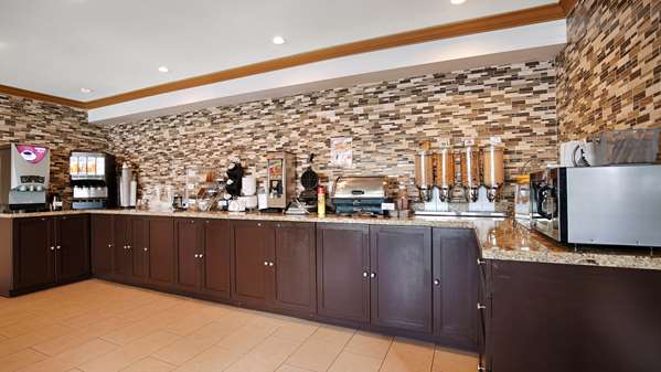 Restaurant - Best Western Maple Ridge Hotel