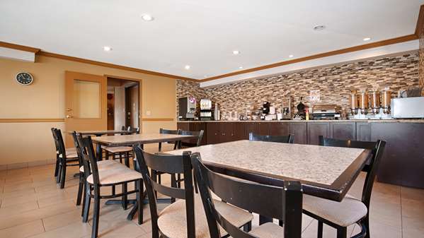 Restaurant - Best Western Maple Ridge Hotel