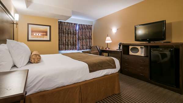  - Best Western Maple Ridge Hotel
