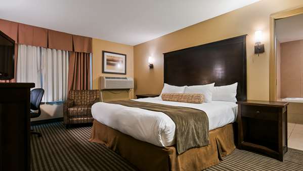  - Best Western Maple Ridge Hotel