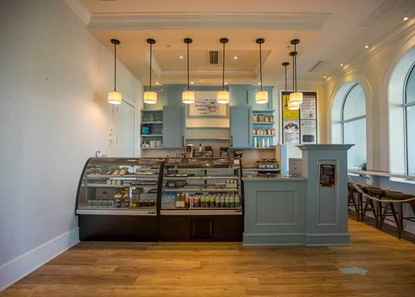 Restaurant - Prestige Oceanfront Resort Sooke