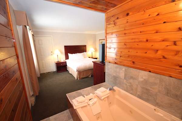  - Best Western Gold Rush Inn Whitehorse