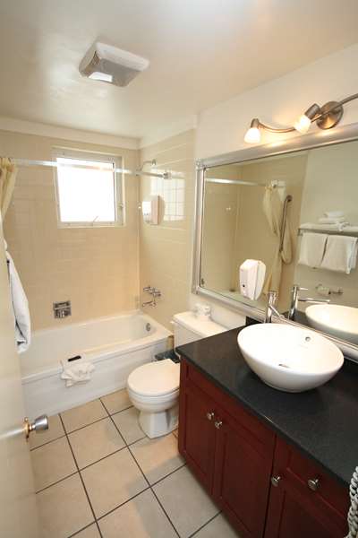 Suite - Best Western Gold Rush Inn Whitehorse