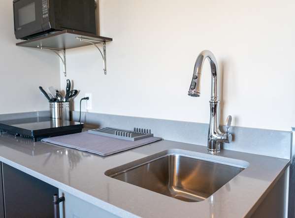 Suite - Best Western Gold Rush Inn Whitehorse