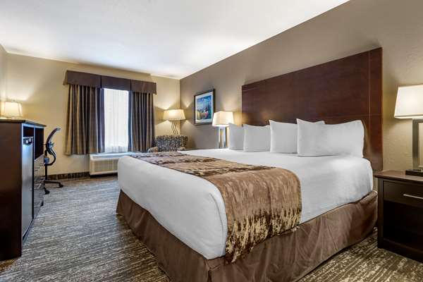  - Best Western Plus Pembina Inn & Suites Winnipeg