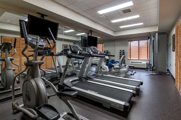 Fitness/ Exercise Room - Best Western Plus Pembina Inn & Suites Winnipeg