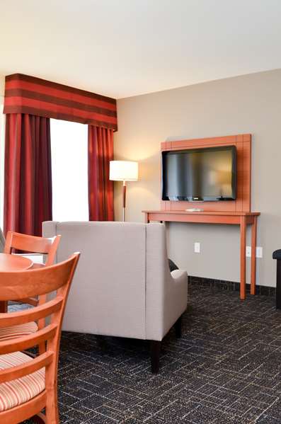  - Best Western Thompson Hotel & Suites