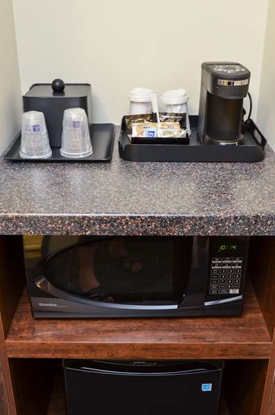  - Best Western Thompson Hotel & Suites