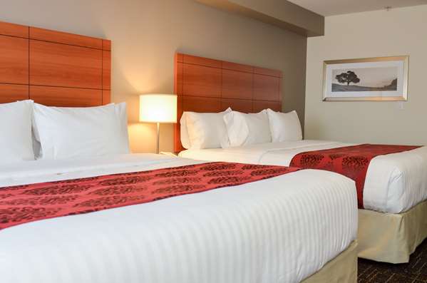 - Best Western Thompson Hotel & Suites