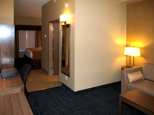 Suite - Best Western Plus Winnipeg West Inn Headingley