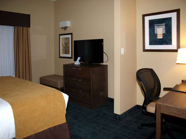 Suite - Best Western Plus Winnipeg West Inn Headingley
