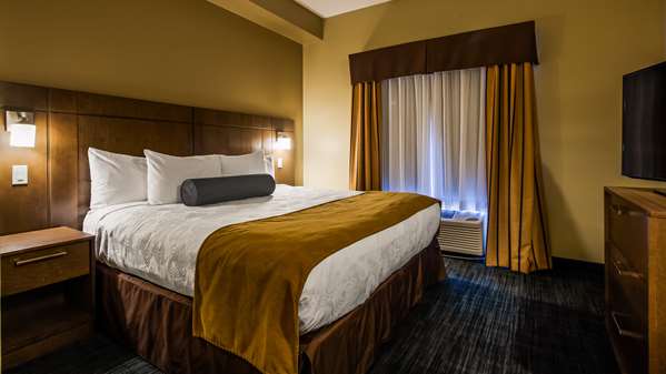  - Best Western Plus Winnipeg West Inn Headingley