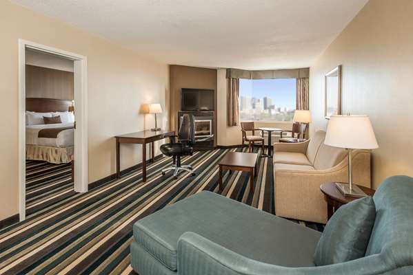 Suite - Best Western Plus Airport Hotel Winnipeg